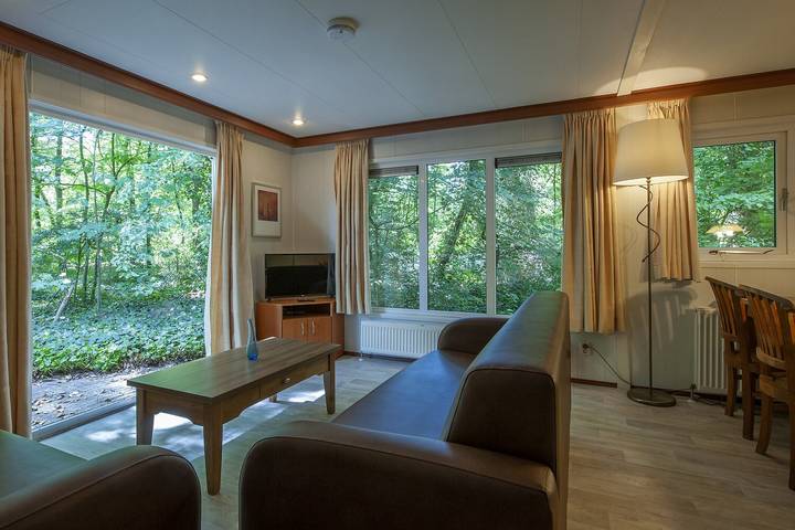 Chalet für 6 Personen, mit Terrasse und Balkon/Terrasse in Europa - 3