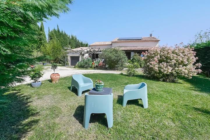 Location de vacances pour 6 personnes à Saint-Privat-des-Vieux