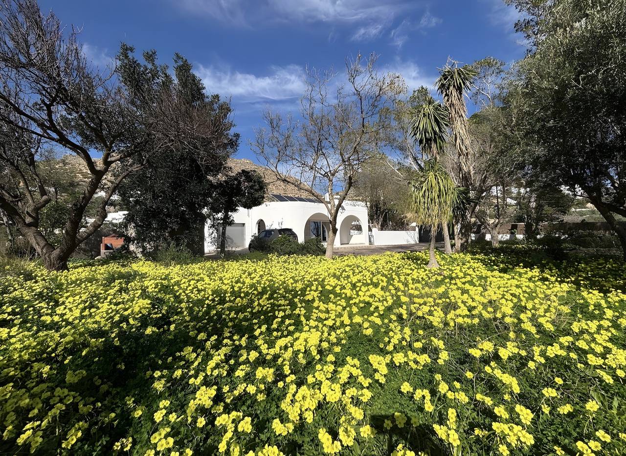 Casa Vacacional 'El Olivo' con Vistas a la Montaña, Wi-Fi y Aire Acondicionado in Níjar, Provincia de Almería
