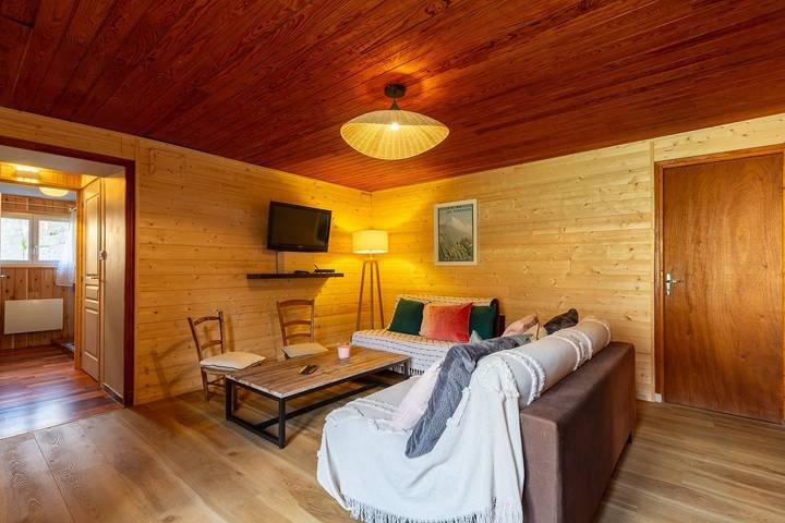 Maison pour 8 personnes Genos, proche Lac Wifi gratuit in Génos, Pyrénées
