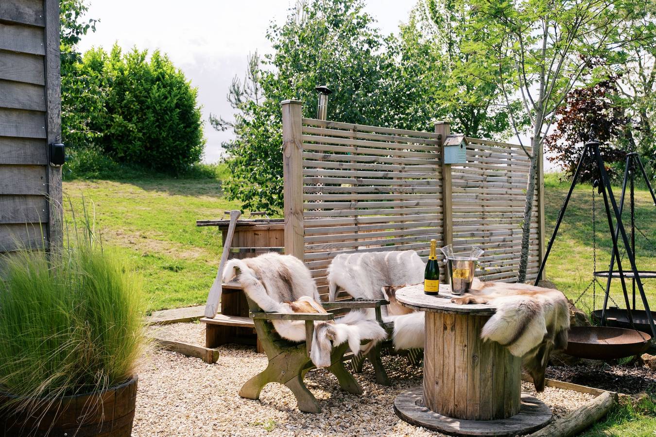 Herbie's Shepherd's Hut - Wellness & Hot Tub in Melton, Leicestershire
