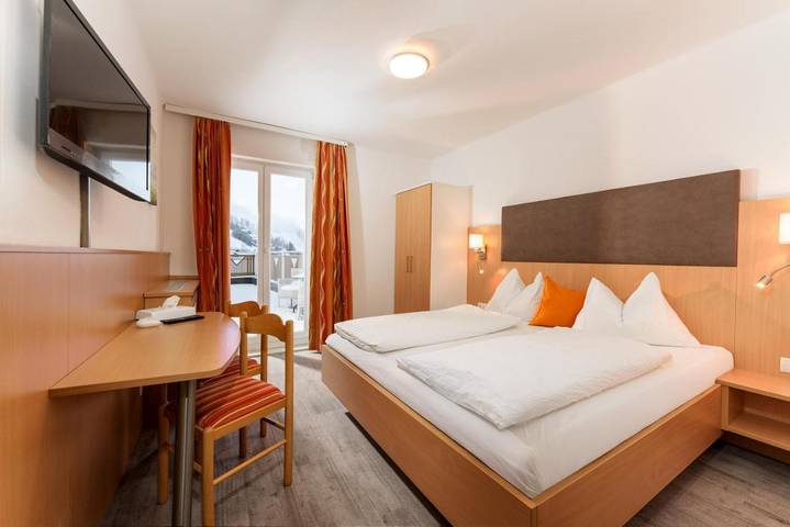 BnB für 2 Personen, mit Terrasse und Ausblick sowie Sauna in Schladming - 4