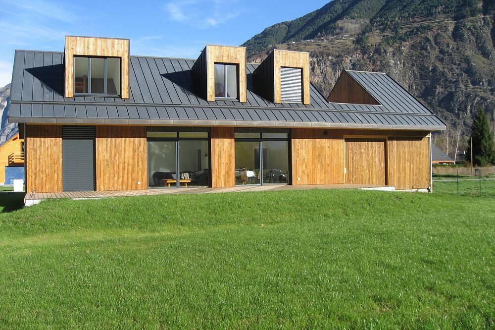 Apartamento entero, Luz, privacidad, Ver / luz, intimidad, Ver / Licht Privatsphäre, Aussicht in Le Bourg-d'Oisans, Parque Nacional de los Ecrins