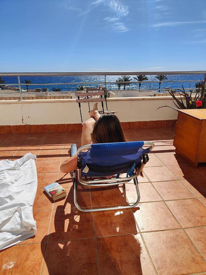 Apartamento para 6 personas, con Balcón y Terraza además de Jardín y Piscina en Garrucha