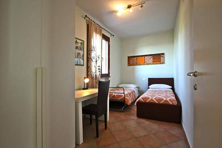 Ganze Wohnung, Ferienwohnung Bucaneve - 2 Zimmer, Pool, Klima, WLAN, 14 km Strände, Marken in Pesaro, Valle del Metauro