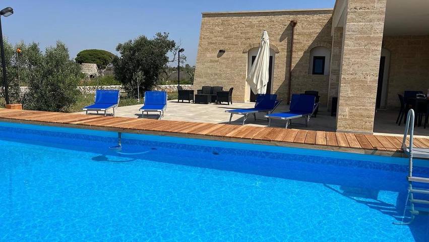 Bed and Breakfast für 4 Personen, mit Ausblick und Garten sowie Pool und Balkon - 1