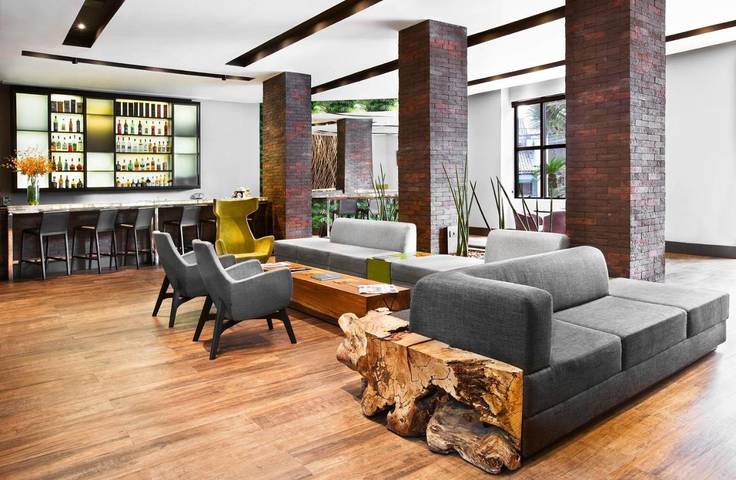 Pousadas para 4 pessoas, com vista e piscina e ainda sauna em Moema