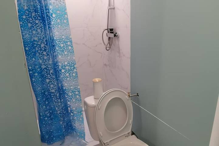 Appartement entier, Joli appartement  F2  en souplex  avec Parking   gratuit, jardinet et terrasse in Melun, Seine-et-Marne