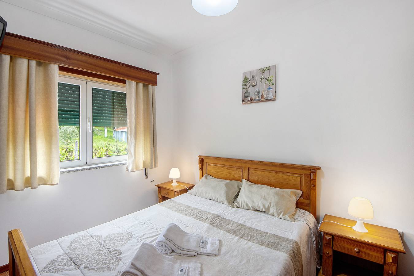 Room 'Quarto 4 - Jorge Galinheiro' with Mountain View, Shared Garden and Wi-Fi in Mamouros, Alva e Ribolhos, Viseu District