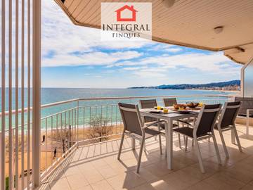 Apartment for 8 People in Palamós, Lower Empordà, Photo 1