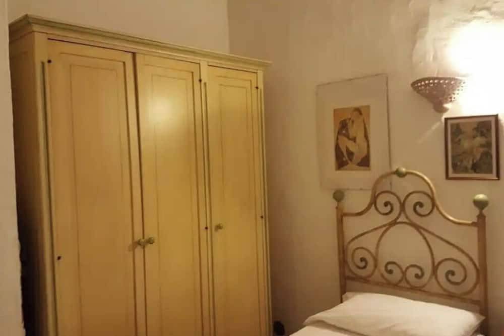 Casa Mariuccia befindet sich im Herzen von Baja, 100 Meter vom Strand entfernt! in Baja Sardinia, Costa Smeralda