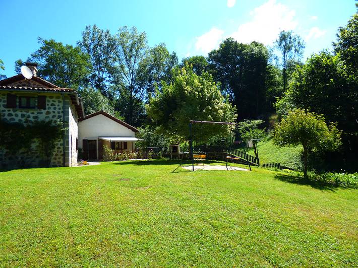 Gîte pour 6 personnes, avec jardin et terrasse - 1