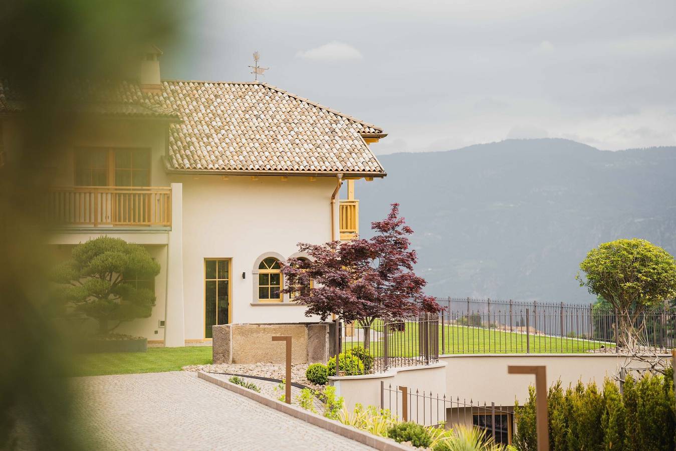 Appartamento intero, Appartamento 'Valentinerhof Apt Air' con vista sulle montagne, piscina in comune e Wi-Fi in Monte (Appiano), Appiano