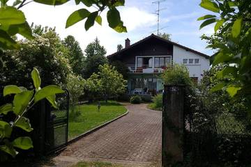 Gîte pour 10 personnes, avec jardin et balcon à Cirey-sur-Vezouze