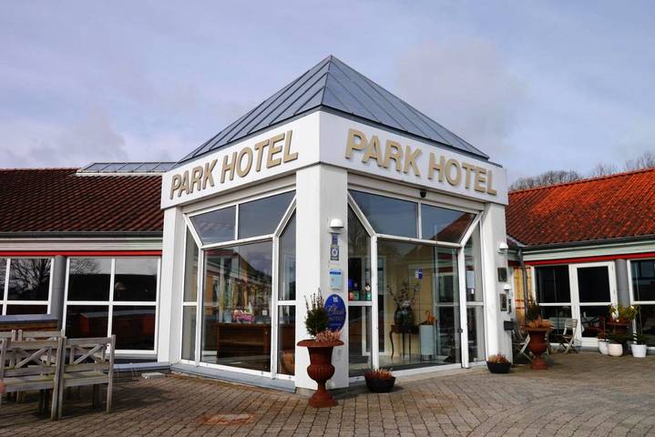 Hotel for 4 personer, med Terrasse og Hage i Odder