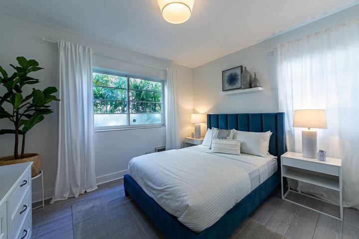 Vacation rental for 6 people, with terrace and yard in Florida