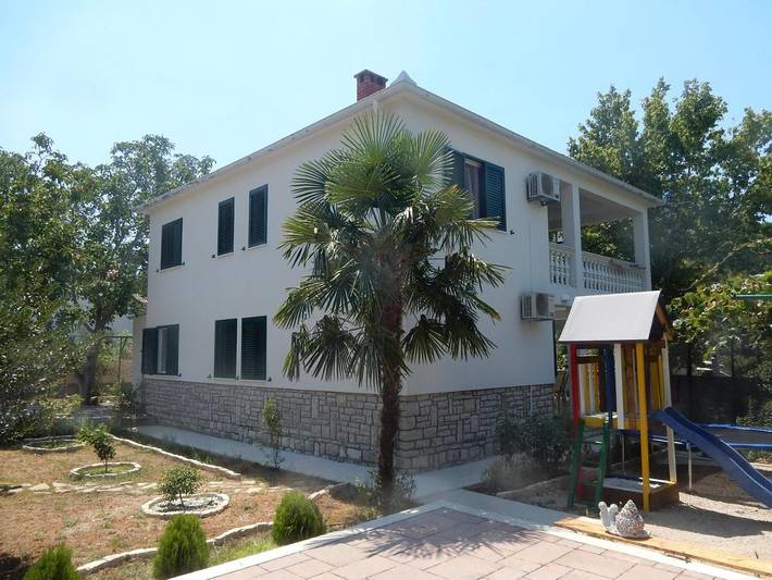 Villa pour 10 personnes, avec vue et jardin à Biograd na Moru