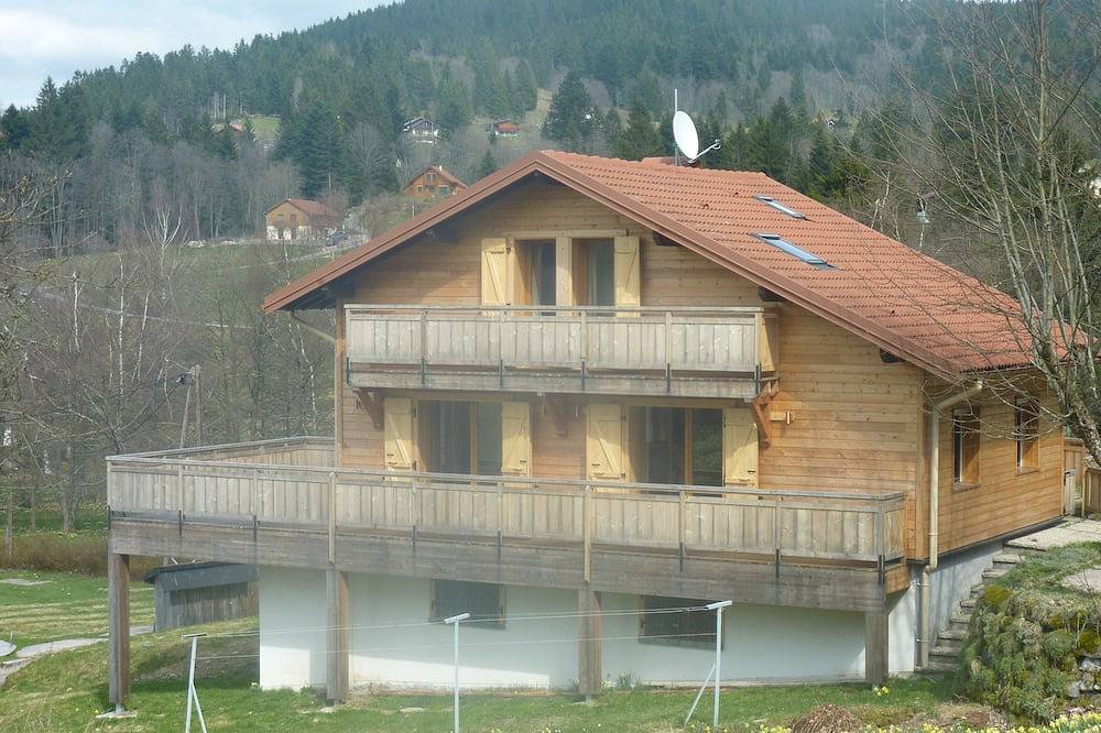 Chalet Les Ruisseaux mit 3 Sternen, Gérardmer, in der Nähe vom See & den Bergen. in Gérardmer, Regionaler Naturpark Belchen der Vogesen