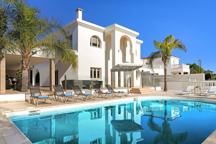 Villa für 11 Personen in Ayia Napa