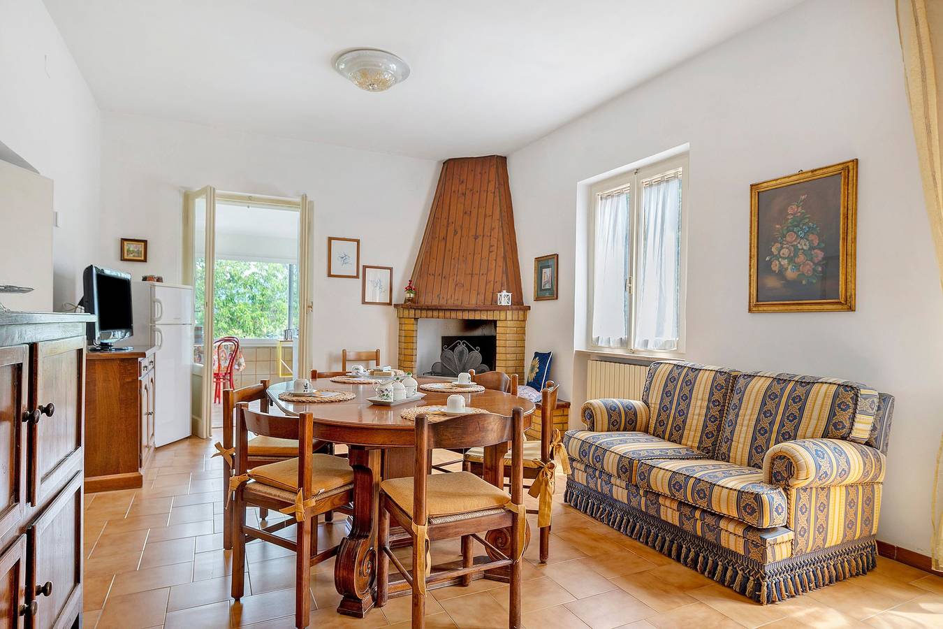 Casa Ortensia: Country House with Private Terrace, Garden, and Wi-Fi in Spoleto, Perugia Province