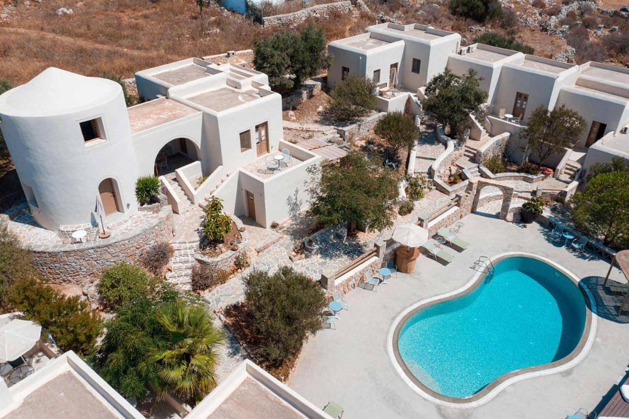 Xaraki Traditional Houses in Folégandros
