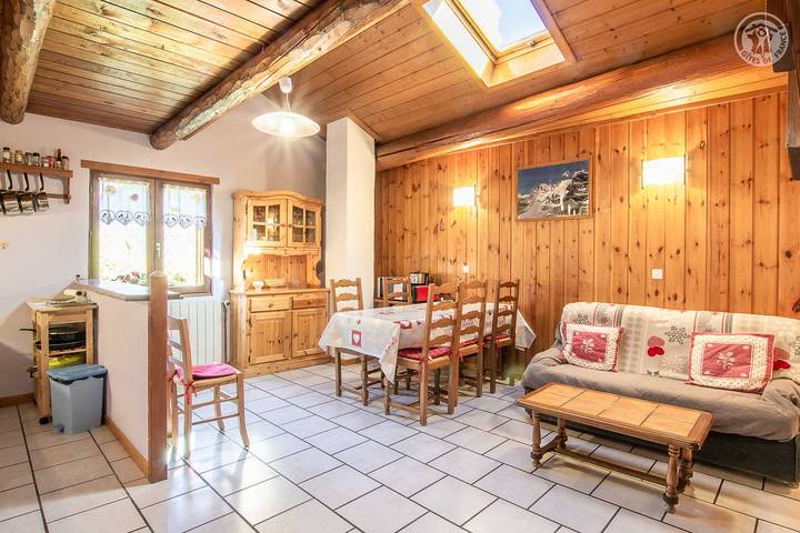 Gîte pour 6 personnes, avec jardin à Villaroger - 2