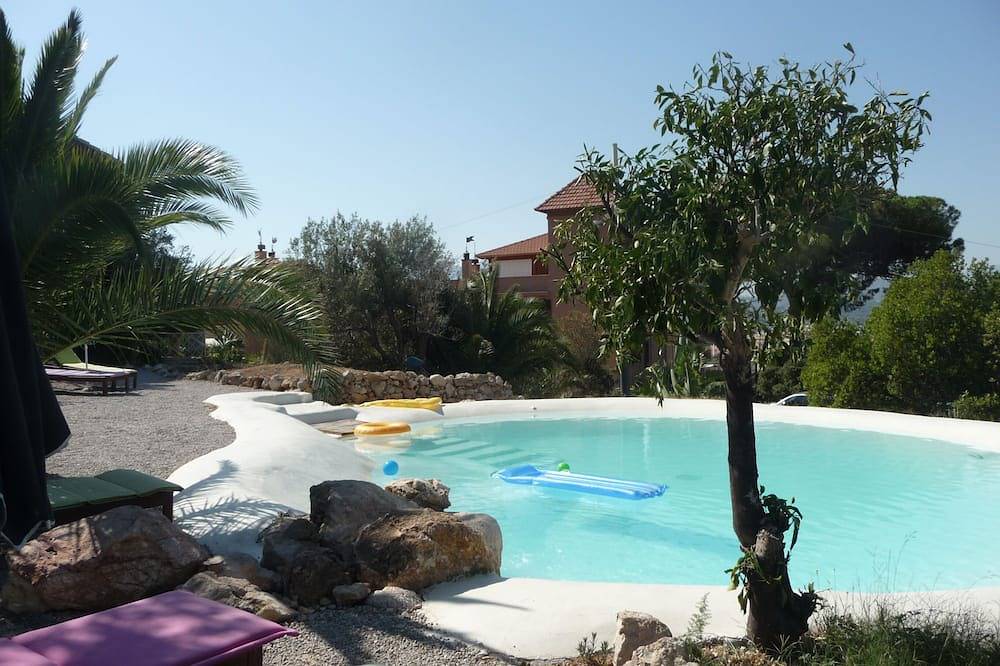 Romantica villa-famiglie: in vacanza tutto l'anno tra arte, natura e mare in Santa Flavia, Provincia di Palermo