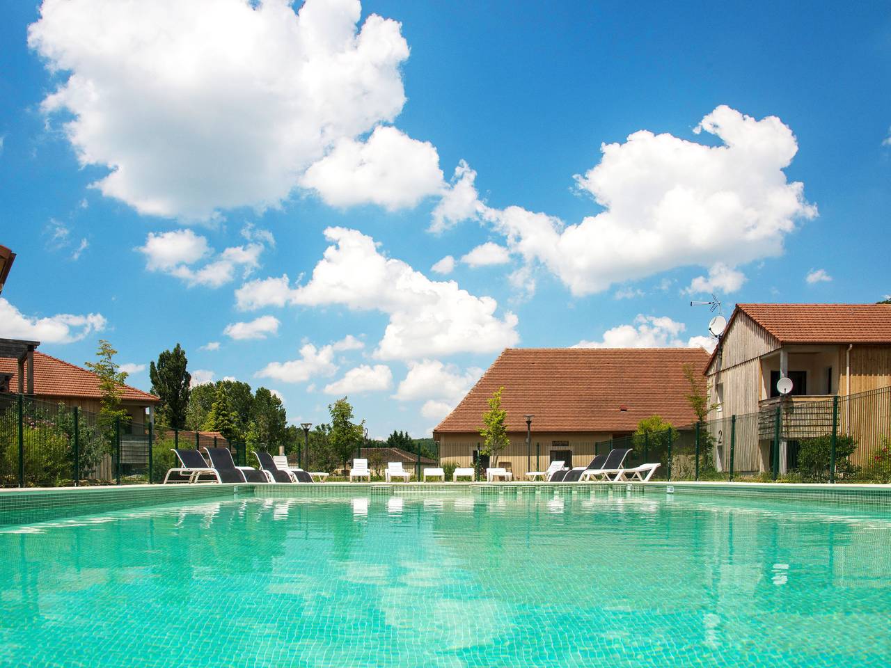 Appartement entier, Les Clos du Rocher (Yze100) in Les Eyzies-De-Tayac-Sireuil, Périgord Noir