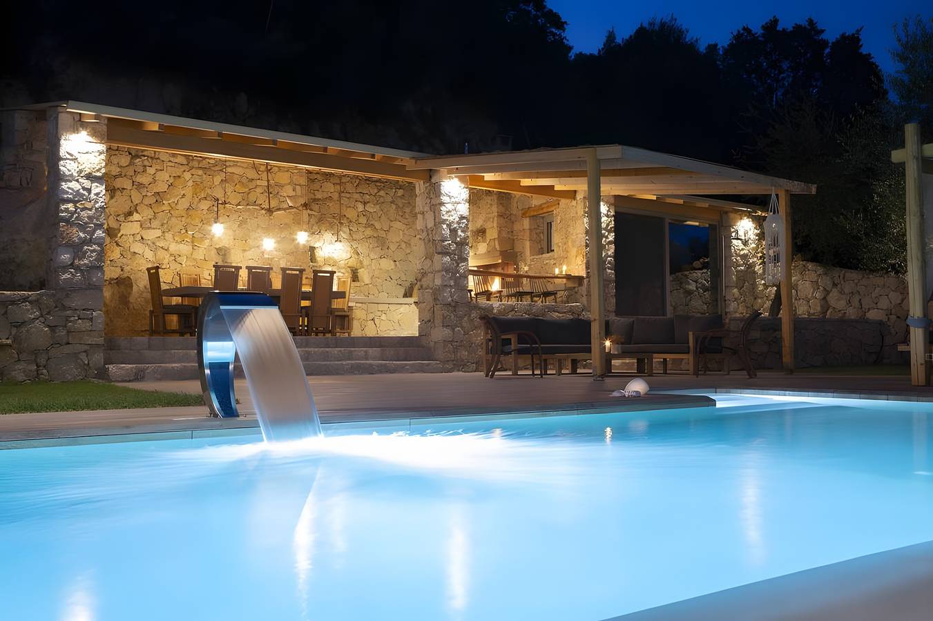 Modern country villa with stone-built bbq area in Griechenland