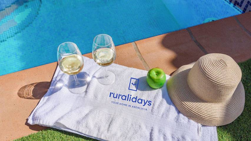 Villa für 5 Personen, mit Pool und Balkon/Terrasse in Torrox - 3