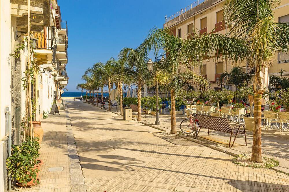 La Casa Dei Ricordi Letojanni in Letojanni, Messina Province