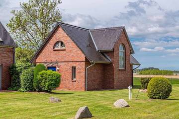 Ferienwohnung für 6 Personen, mit Terrasse und Garten in Mellenthin
