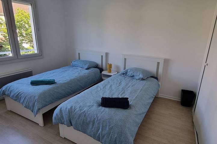 Location de vacances pour 8 personnes, avec jardin, animaux acceptés dans Parc des Expositions de Villepinte - 4