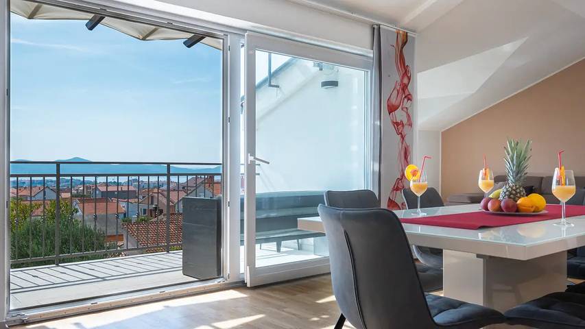 Maison de vacances pour 8 personnes, avec terrasse, animaux acceptés à Ville de Zadar