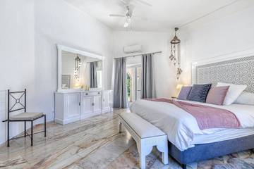 Villa for 12 Guests in Carvoeiro, Lagoa, Picture 3