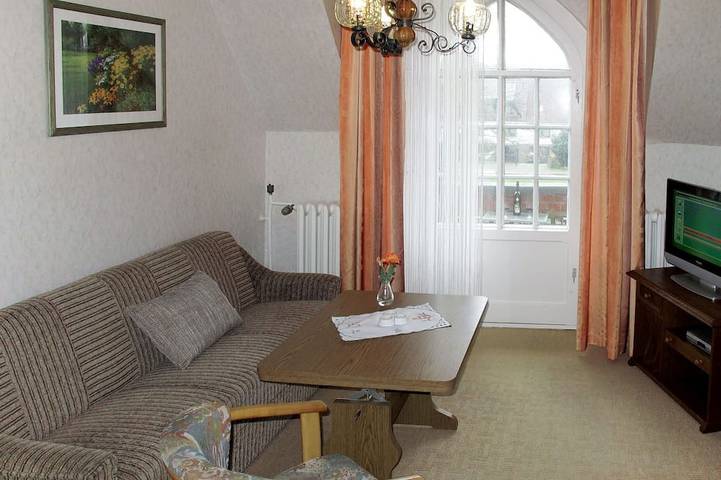 Ganze Wohnung, Am Park in Raben Steinfeld, Ludwigslust-Parchim