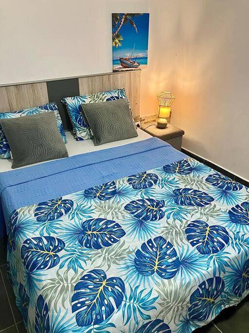 Appartement de vacances pour 3 personnes, avec jardin ainsi que jacuzzi et terrasse