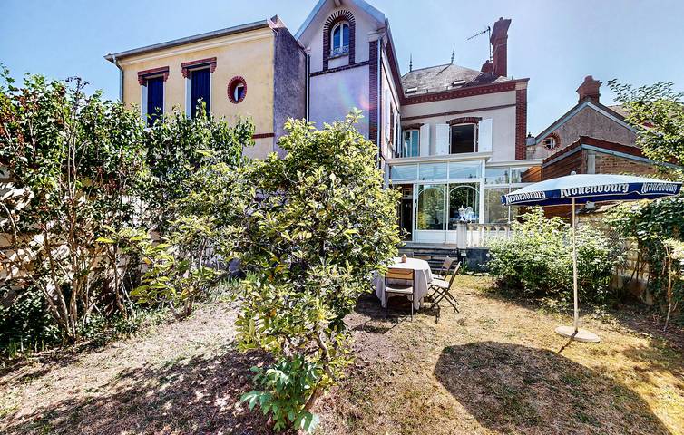 Casa de vacaciones para 10 personas, con terraza y jardín, Se admiten mascotas - 1