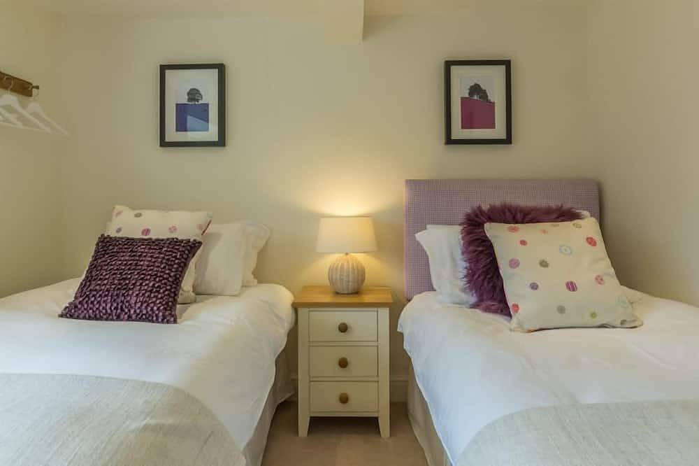 Super-stilig luksus hytte full av land sjarm. 10 min kjøretur til stranden ved Brancaster. in Docking, Norfolk