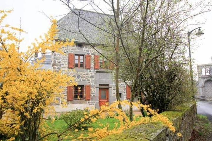 Gîte pour 8 personnes, avec jardin - 1