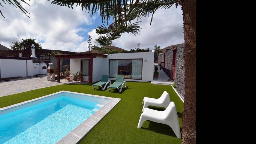 Maison de campagne pour 6 personnes, avec jardin ainsi que terrasse et piscine, adapté aux familles - 1