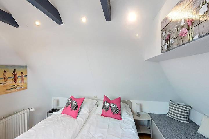 Ferienwohnung für 4 Personen, mit Balkon in Neuharlingersiel - 2