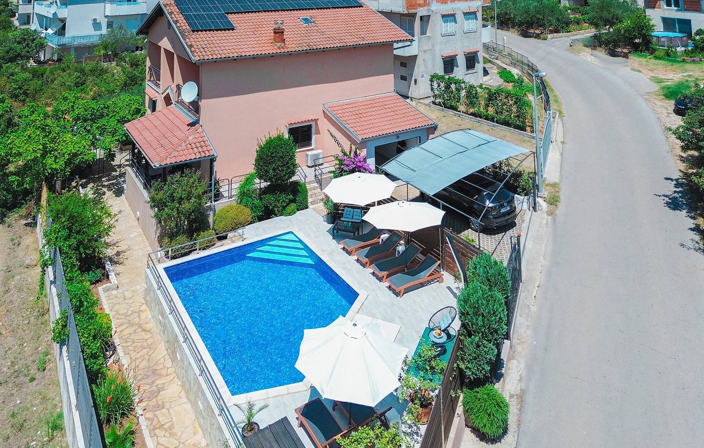 Ferienhaus für 8 Personen mit Terrasse in Bilice, Šibenik-Knin