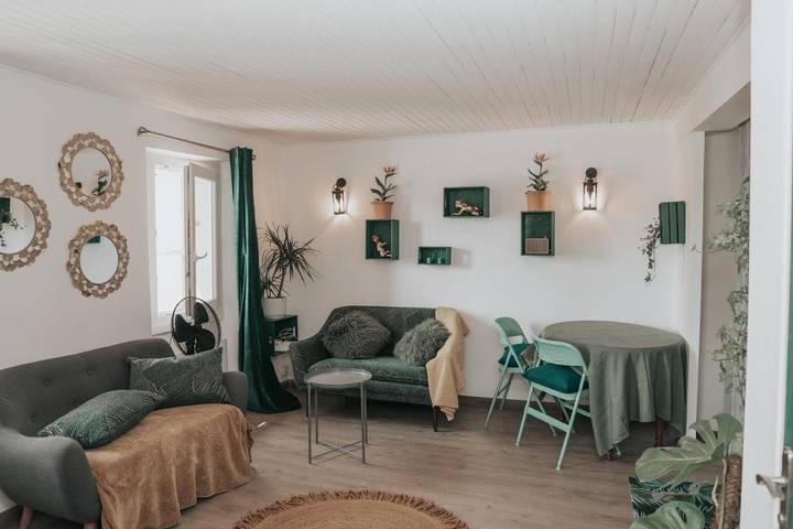 Gîte pour 2 personnes, avec vue, animaux acceptés dans Port de Sanary sur Mer - 2