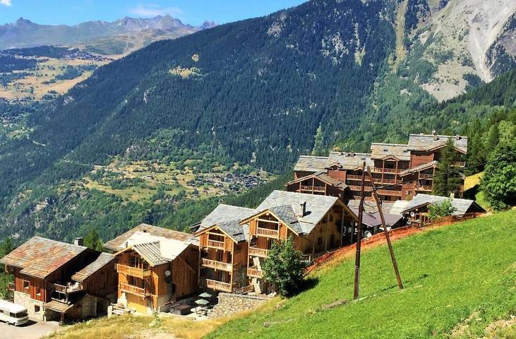 Hôtel pour 2 personnes, avec piscine et vue ainsi que terrasse et sauna, animaux acceptés