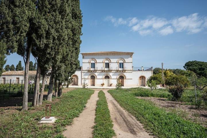 Villa pour 6 personnes, avec balcon et jardin à Vittoria