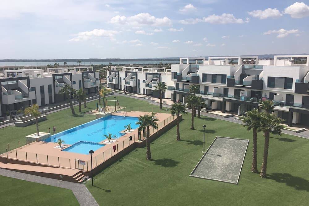 Ganze Wohnung, Geräumige neue 3 Schlafzimmer, 2 Bäder Luxus-Wohnung mit Garage + Abstellraum + Terrasse + Solarium 81m² in Playa Moncayo, Guardamar del Segura