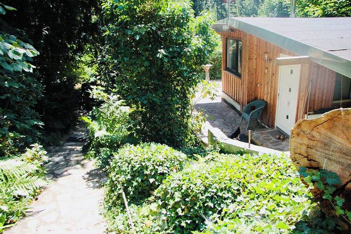 Im Grünen gelegener, modern eingerichteter Bungalow mit Kamin. in Friedrichroda, Rennsteig