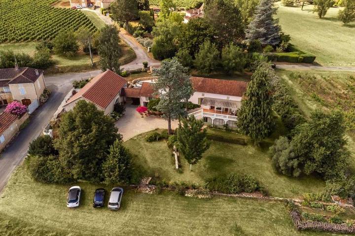 Chambre d’hôte pour 2 personnes, avec jardin et terrasse ainsi que piscine et vue, animaux acceptés à Prayssac - 2