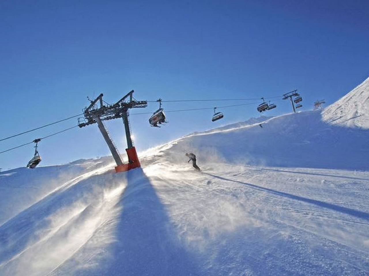 Ganze Wohnung, Wohnung in Hainzenberg nahe Skipisten in Hainzenberg, Zillertaler Alpen
